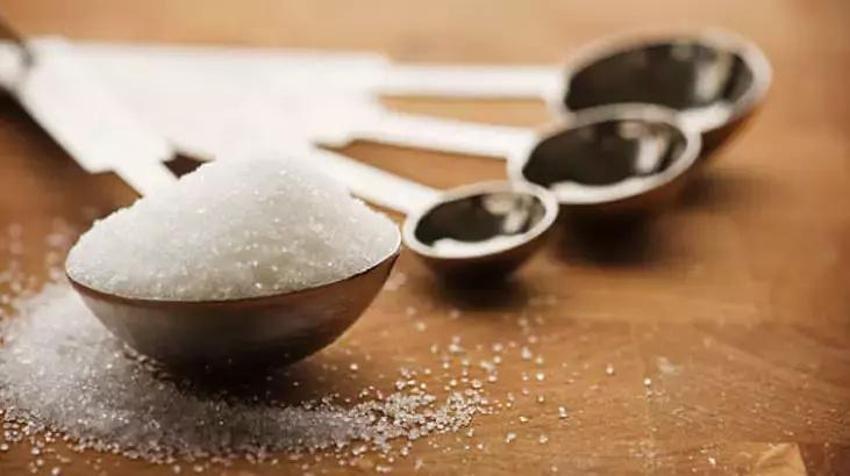 Şampuanın içine ekleyince ne kepek kalır ne kir! 1 ayda muhteşem sonuç