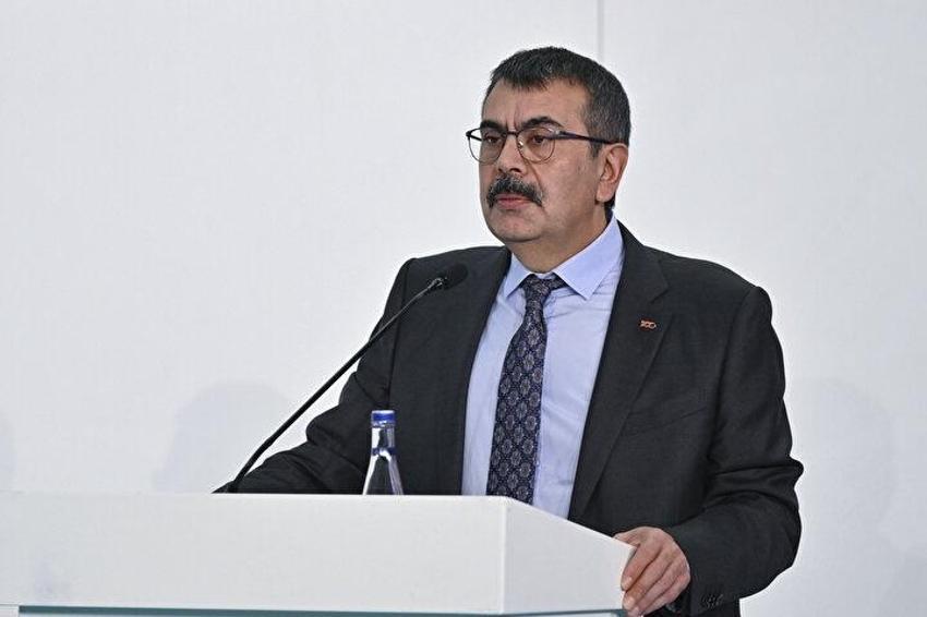 Yaz tatili 20 gün kısalıyor mu? Okullar bu yıl erken mi açılacak? MEB duyurdu!