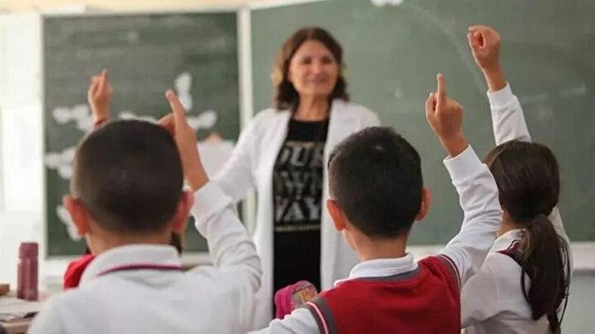 Yaz tatili 20 gün kısalıyor mu? Okullar bu yıl erken mi açılacak? MEB duyurdu!