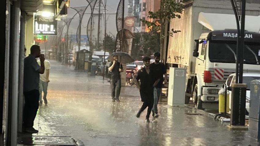 Son meteoroloji hava durumu raporu yayınlandı! Antal ve Adana dahil birçok il için sağanak yağış uyarıı geldi