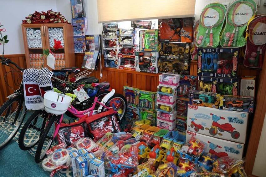 Adana'da imam sayesinde çocuklar Kur'an kursuna koşa koşa geliyor