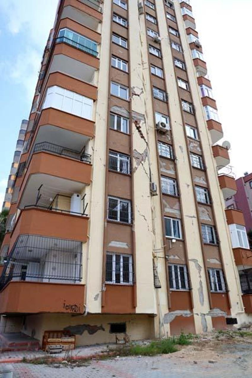 Deprem kahini Hoogerbeets korkuttu! Adana, Kayseri, Osmaniye, Hatay, Kilis'i özellikle uyardı!