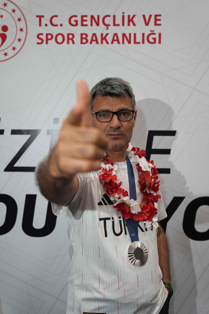 Paris 2024'ün en çok konuşulan ismi Yusuf Dikeç: Tişört dışında hayatımda değişen bir şey yok 