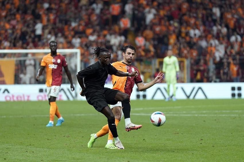 Galatasaray - Hatayspor maçında penaltı olay oldu: Hakkınız yok, kabul edilemez