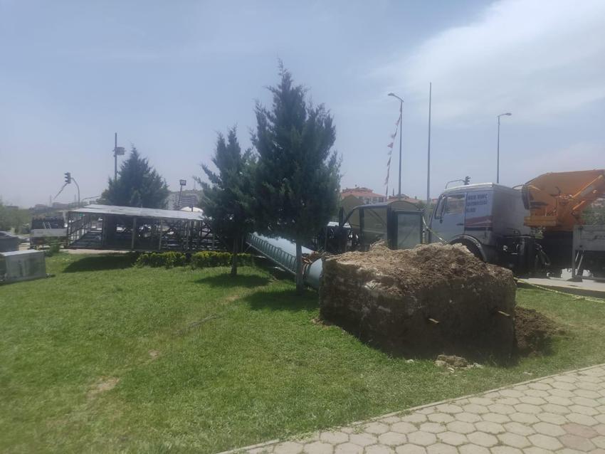 Reklam panosu altında can veren Ayşe'nin soruşturmasında bilirkişi raporuna itiraz: Firma kusurlu belediyede kusur yok!