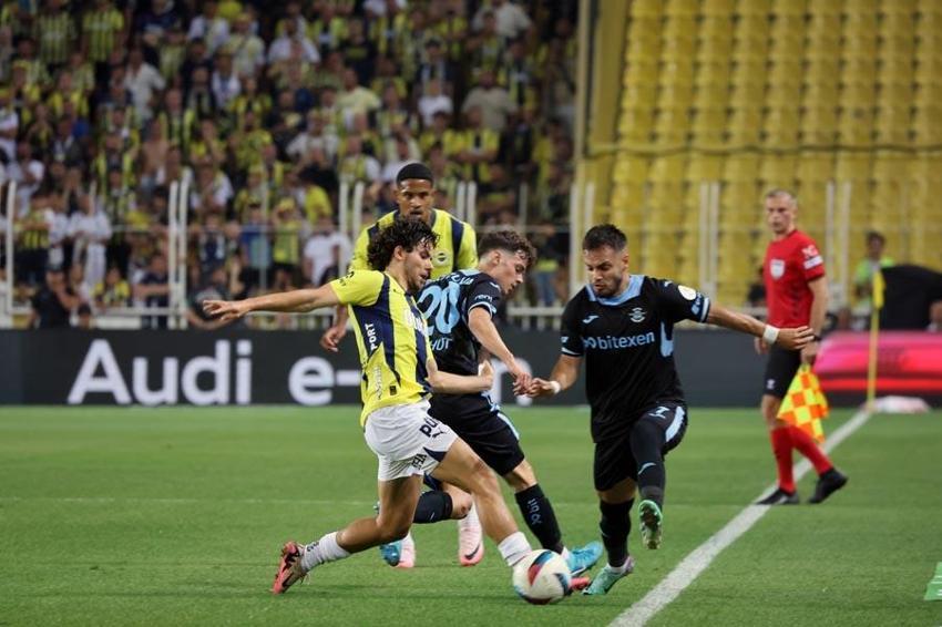 Fenerbahçe Adana Demirspor karşısında 3 puanı tek golle aldı