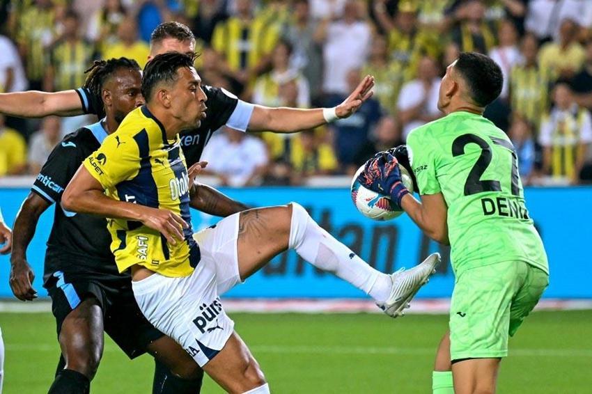 Fenerbahçe Adana Demirspor karşısında 3 puanı tek golle aldı