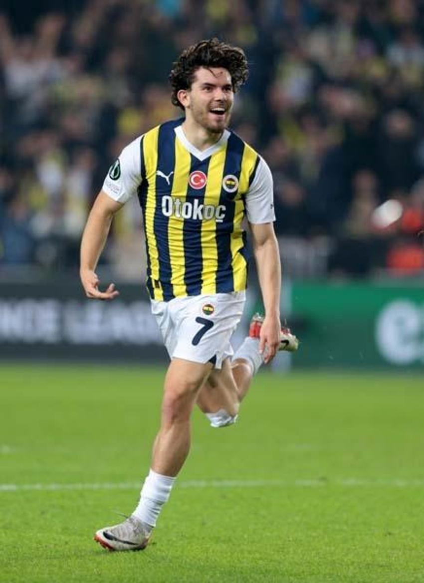 Premier Lig'de Ferdi Kadıoğlu savaşı