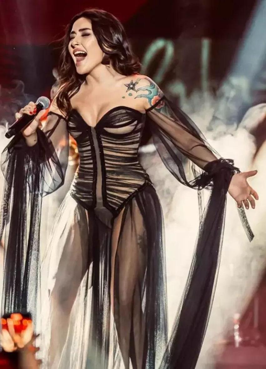 Melek Mosso hamile mi? İddialara yanıt verdi