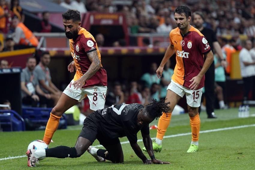 Galatasaray'a 2 kanat transferi birden! Zaha ve Köhn'e güle güle, Melo'nun kankası geliyor