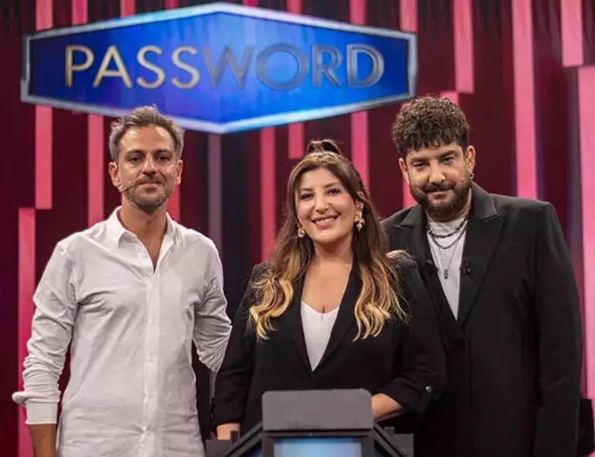 Yıllar sonra 'Password'de 'Yanarım' düeti! Programın tanıtım videosu 2 milyon izlendi