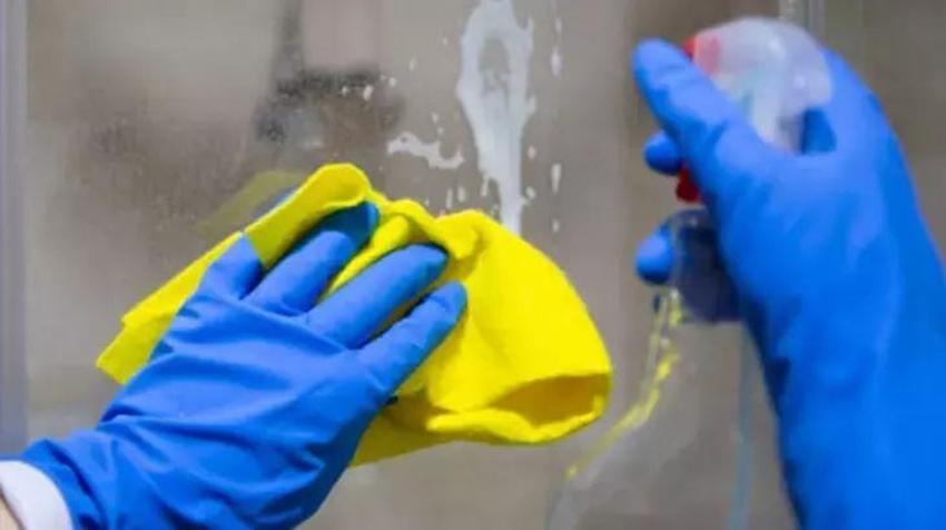 Banyo fayanslarını pürüzsüz yapıyor; Sabun lekelerini 15 dakikada bitiren karışım var