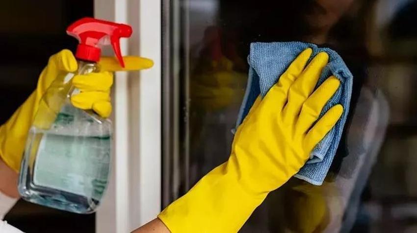 Beyaz eşya ve mobilyada leke bırakmayan efsane tüyo! Sadece bir sihirli dokunuşa bakıyor
