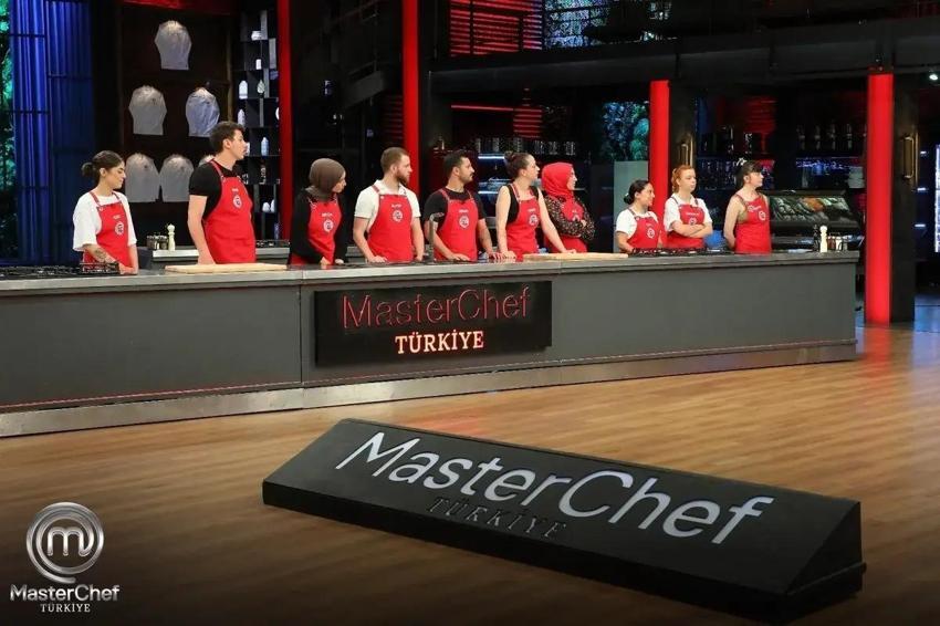 Somer şeften güldüren hareket! MasterChef eleme adayları belli dolu!