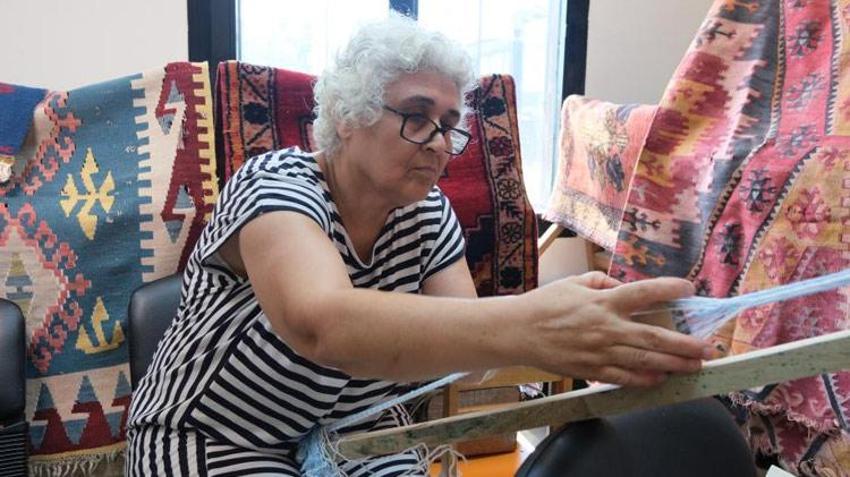 Adana'da deprem korkusu meslek sahibi yaptı