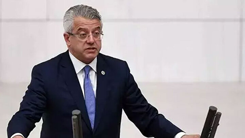 AK Parti’ye kimler katıldı? AK Parti’ye geçen milletvekilleri ve belediye başkanları listesi