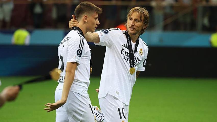 Arda Güler tarihe geçti! Atalanta maçında bomba patladı, Ancelotti kararını verdi, Modric devreye girdi