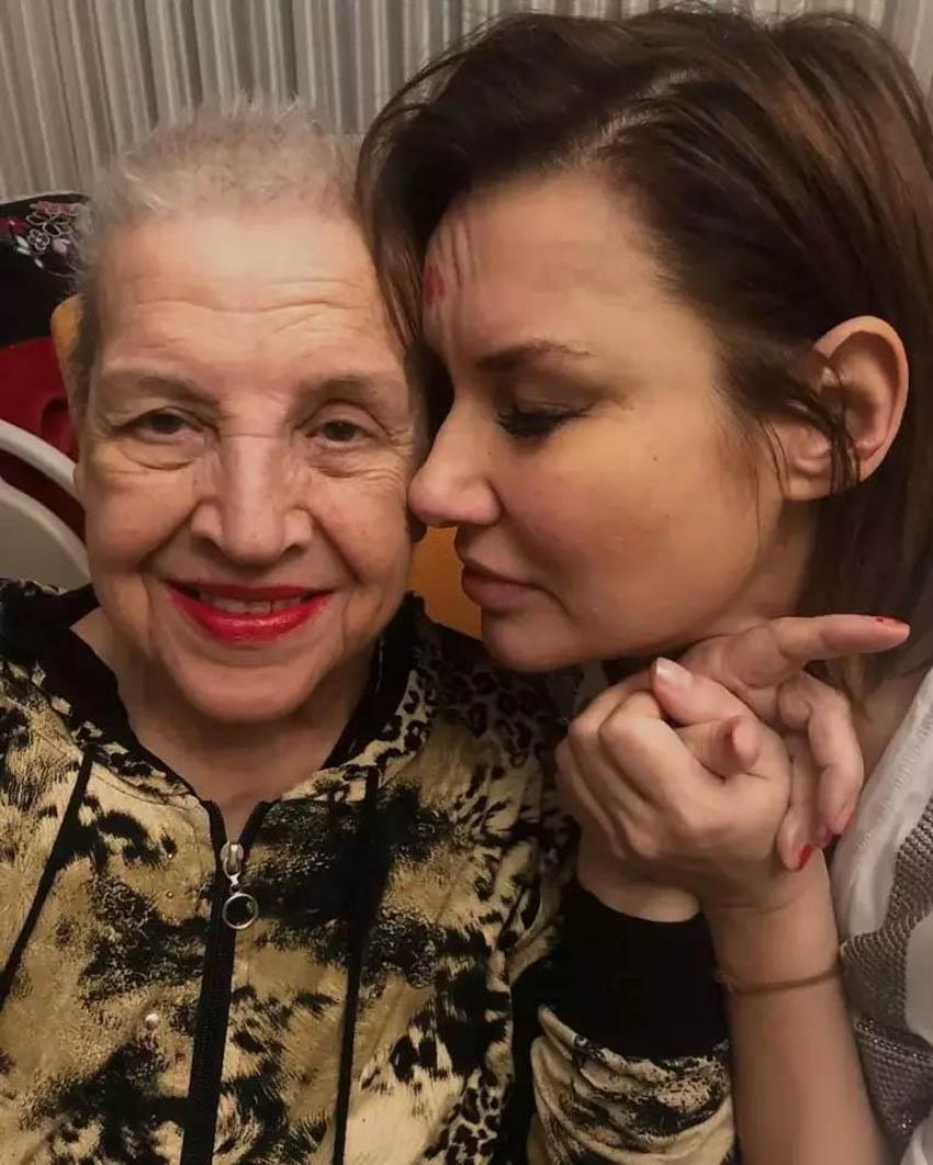 Deniz Seki annesini duygusal paylaşımla andı! ‘Elini tutmak o kadar uzak ki’