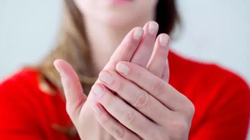 Acil servis doktoru yöntemi verdi: Batan kıymığı tek hamlede çıkarıyor!