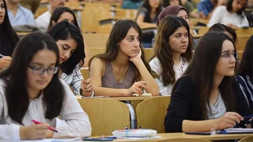 Özel ve devlet üniversitelerindeki puan farkı adeta uçuruma dönüştü! Arada 195 puan fark var, Hepsi aynı diploma sahibi olacak