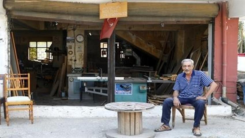 Atatürk'ün tabutunu yapan ustanın çırağıydı! 50 yılını verdiği mesleğe veda ediyor! Yetiştirecek kimse kalmadı