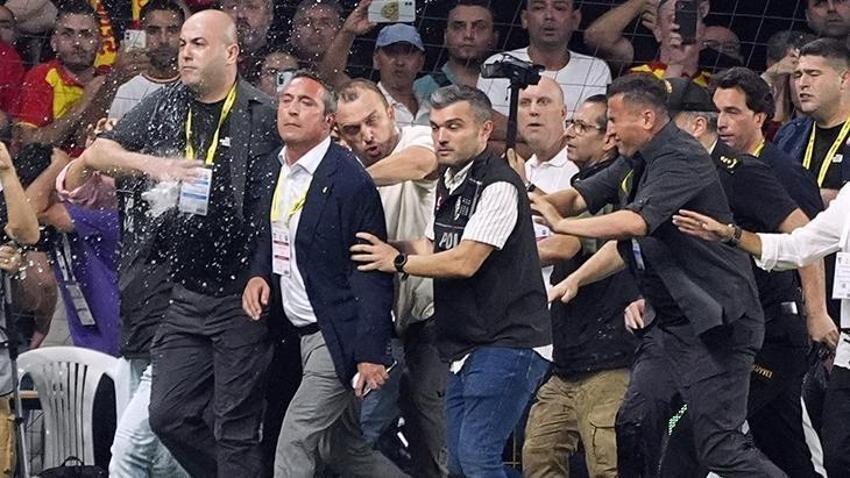 Ali Koç'a Göztepe maçında saldırı! Flaş detay ortaya çıktı