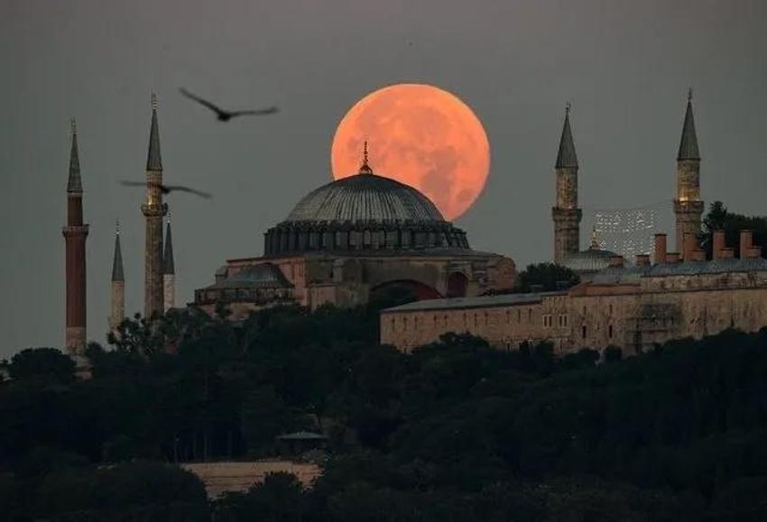 DOLUNAY NE ZAMAN? 2024 Ağustos ayı Mavi Dolunay hangi gün gerçekleşecek, saat kaçta başlayacak