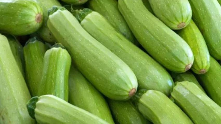 Cilt lekeleri için 1 tanesi yetiyor; Güzellik uzmanlarının son keşfi: Sivilce, akne hızlıca geçiyor