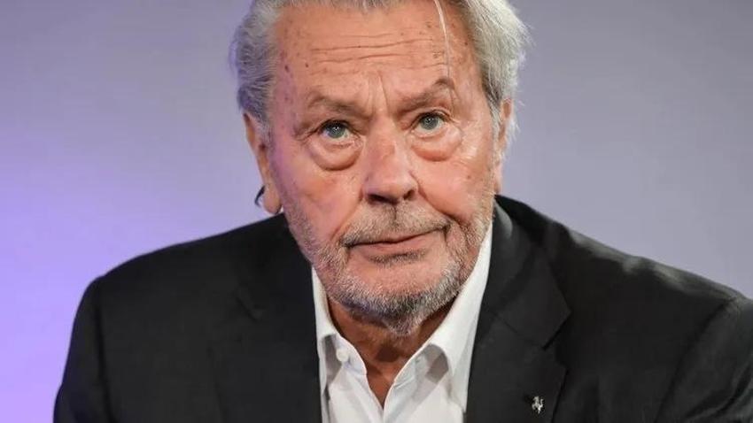 Alain Delon kimdir, öldü mü? Fransız aktör Alain Delon kaç yaşındaydı, hastalığı neydi?