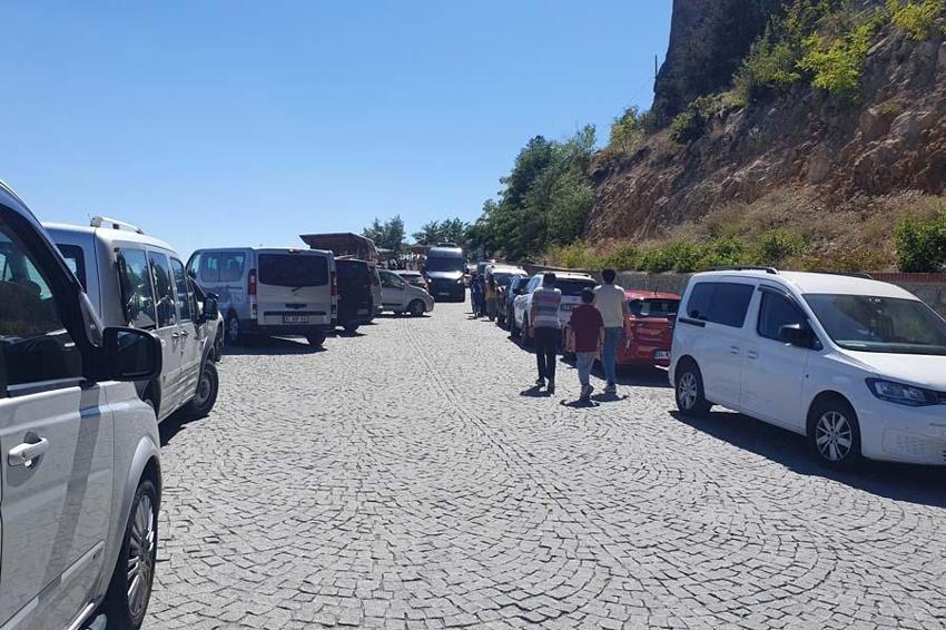 Afrika sıcaklarından kaçan soluğu gizemli yeraltı sarayında alıyor! Emeklilere girişte özel indirim yapılıyor