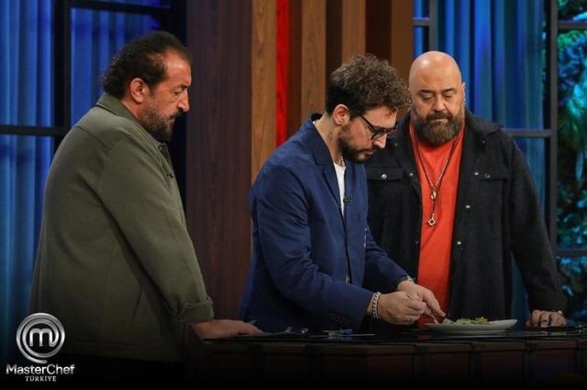 MasterChef'te kaptanlar belli oldu! Kararı duyunca stüdyoyu gülme krizine soktu