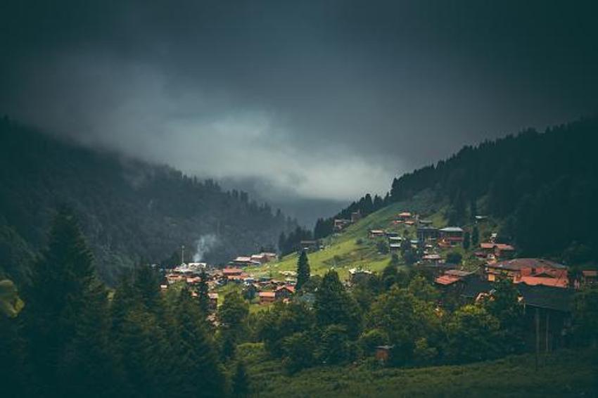 Tatil tercihleri değişti! Ege'ye gidemeyen Karadeniz'e koştu, 5 gece 7 bin TL
