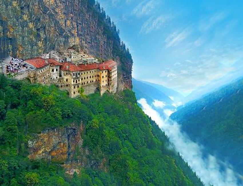 Tatil tercihleri değişti! Ege'ye gidemeyen Karadeniz'e koştu, 5 gece 7 bin TL