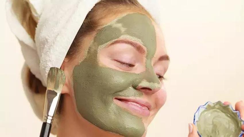 Tarihçiler onu "Şifalı kil" diye biliyordu! Güzelliğin şifresi bu çamurda: Artık her evde var! 10 dakikada değiştiriyor