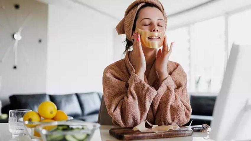 Tarihçiler onu "Şifalı kil" diye biliyordu! Güzelliğin şifresi bu çamurda: Artık her evde var! 10 dakikada değiştiriyor