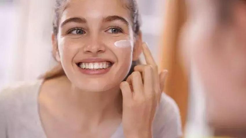 Tarihçiler onu "Şifalı kil" diye biliyordu! Güzelliğin şifresi bu çamurda: Artık her evde var! 10 dakikada değiştiriyor