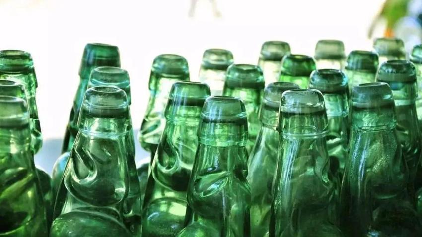 Maden suyuna 1 damla sirke atınca vücutta neler neler oluyor! İlk yudumda şifa damarlarınıza işliyor