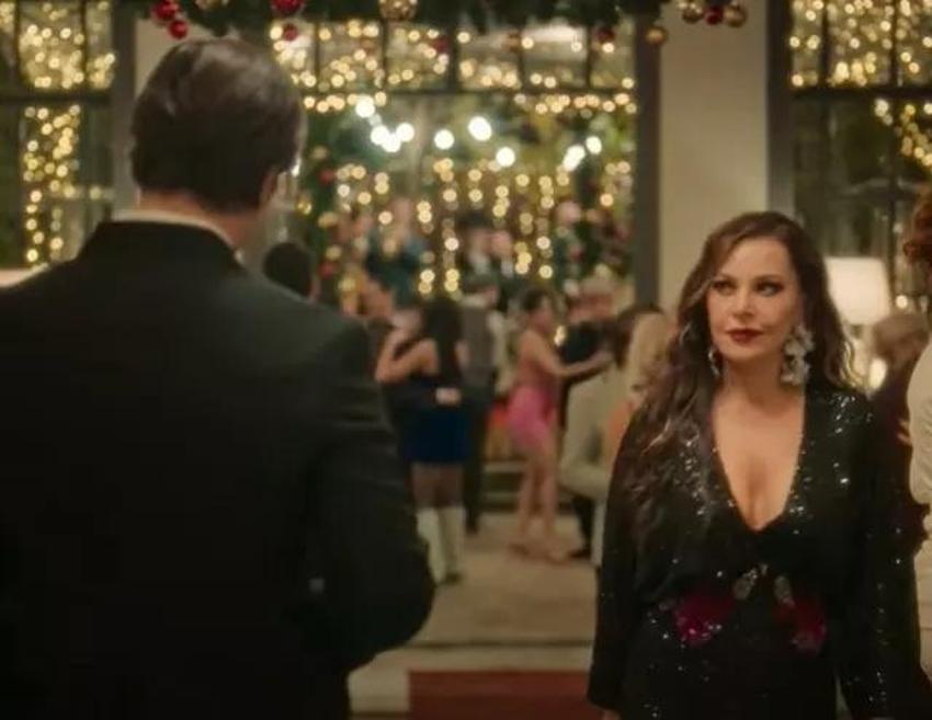 Çağatay Ulusoy ve Şenay Gürler'in yatak sahnesi binlerce kez paylaşıldı!