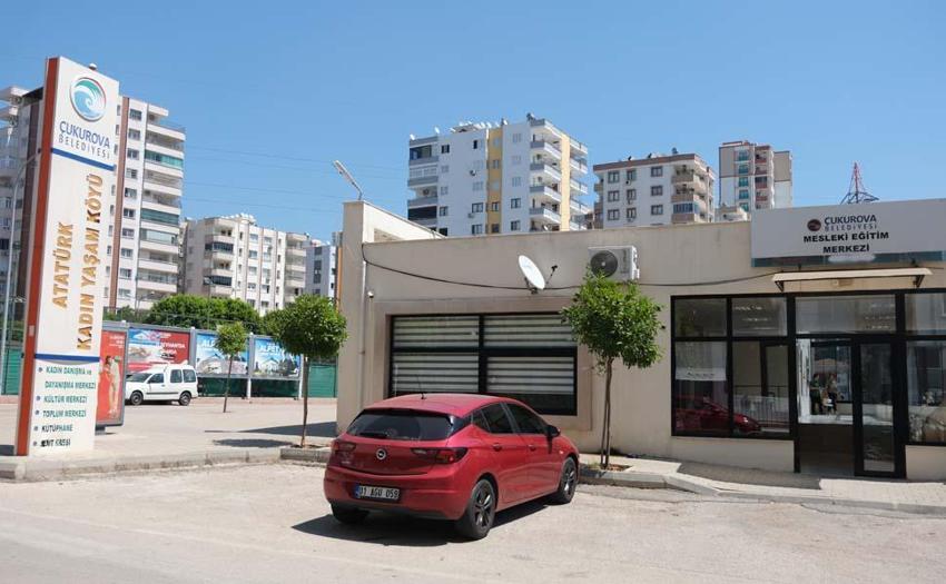 Adana'da deprem korkusu meslek sahibi yaptı