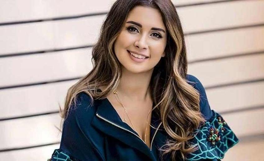 Buse Terim dergiye kapak oldu! Pozlarına yorum yağdı!