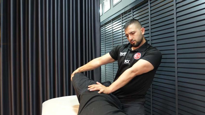 Memurluğu bırakıp bu işe girdi! Şampiyonların şampiyonu oldu