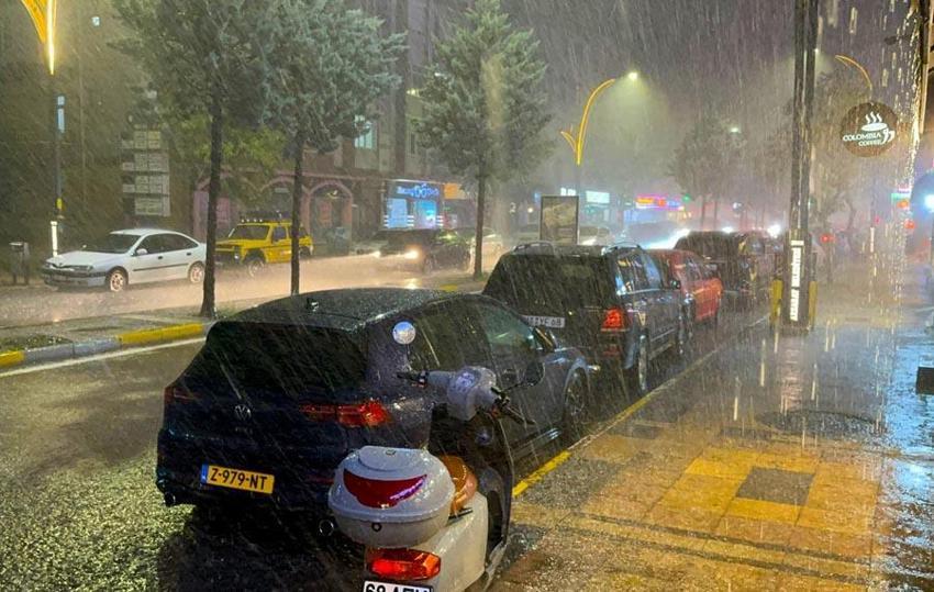 Son Meteoroloji hava tahmin raporu yayınladı! İstanbul dahil 25 il için kuvvetli sağanak yağış uyarısı geldi