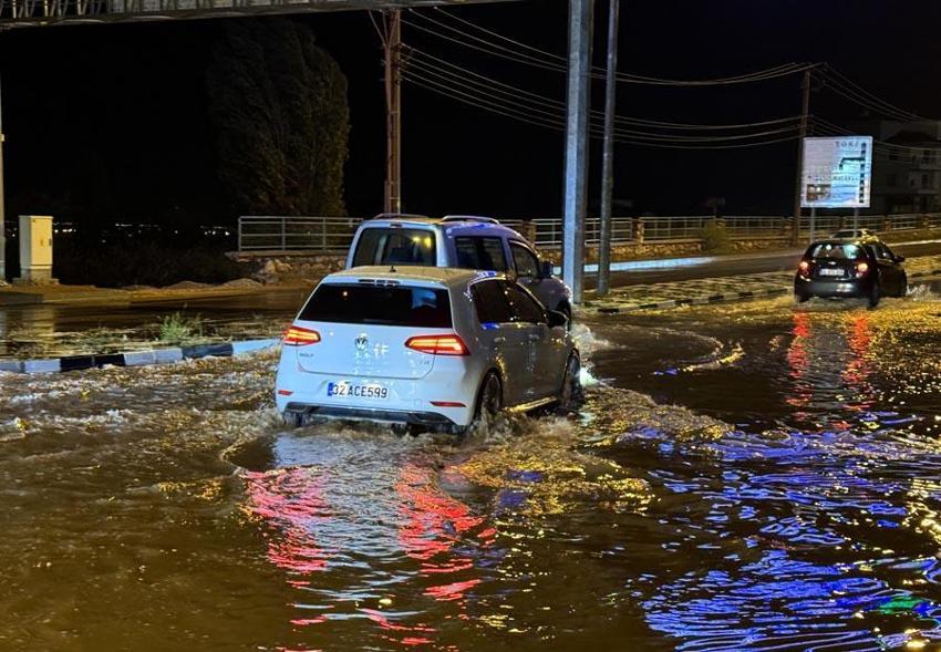 Son Meteoroloji hava tahmin raporu yayınladı! İstanbul dahil 25 il için kuvvetli sağanak yağış uyarısı geldi