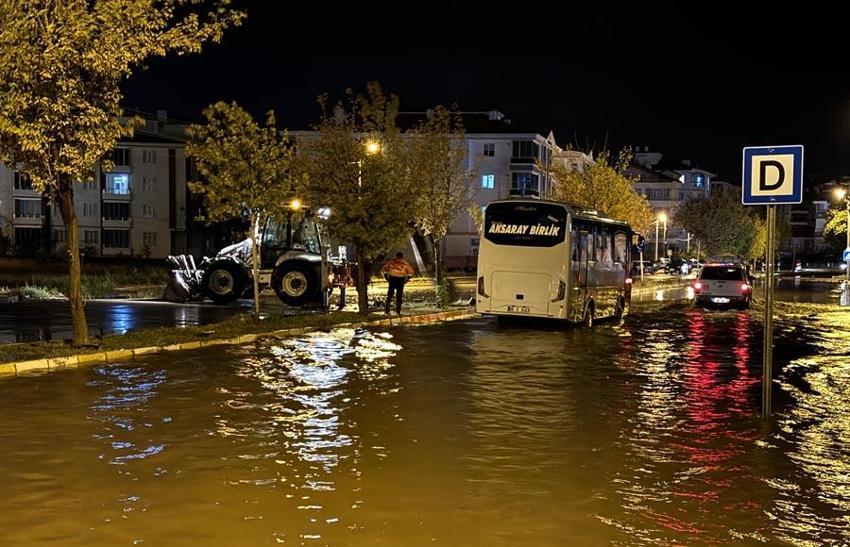 Son Meteoroloji hava tahmin raporu yayınladı! İstanbul dahil 25 il için kuvvetli sağanak yağış uyarısı geldi