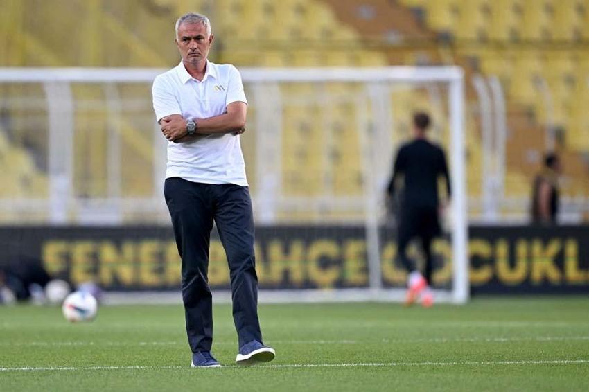 Mourinho bir yıldızını daha Premier Lig ekibine kaptırıyor!