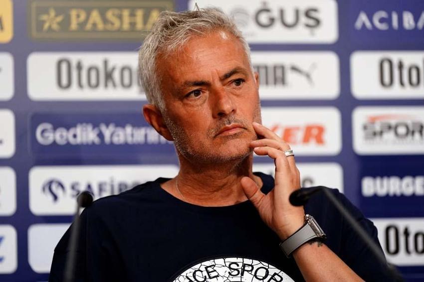 Mourinho bir yıldızını daha Premier Lig ekibine kaptırıyor!