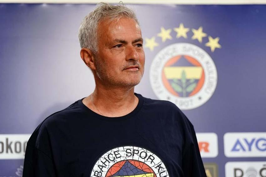 Mourinho bir yıldızını daha Premier Lig ekibine kaptırıyor!