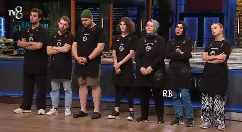 MasterChef'te veda eden isim belli oldu! Bir kişi gitti, iki kişi birbirine girdi