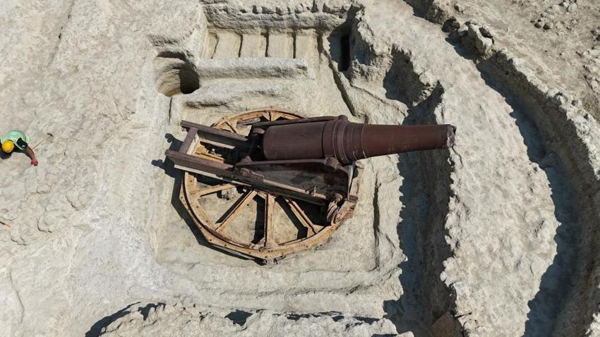 Çanakkale Savaşları'ndan kalan 109 yıllık top mevzileri bulundu! Mehmetçik, Çanakkale Boğazı'nı işte bu toplarla geçilmez yaptı