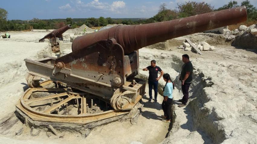Çanakkale Savaşları'ndan kalan 109 yıllık top mevzileri bulundu! Mehmetçik, Çanakkale Boğazı'nı işte bu toplarla geçilmez yaptı